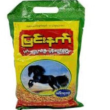 မြင်းနက်ဘုန်းရည်ကြီး Dark Horse – Soy Paste  (160g x 5 Pcs)